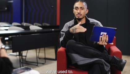 拉菲尼亚：刚开始相处可能觉得莱万有点怪，但后来你就习惯了